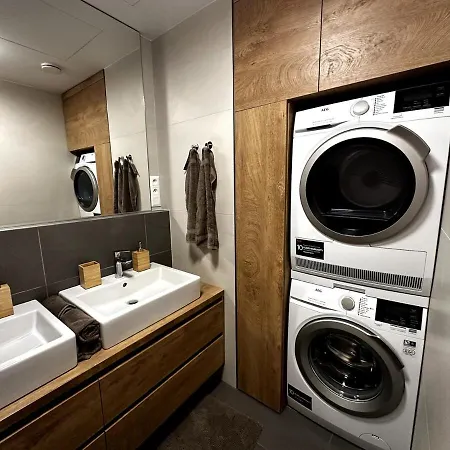 Stylish 17Th-Floor View Apt * 布拉迪斯拉发