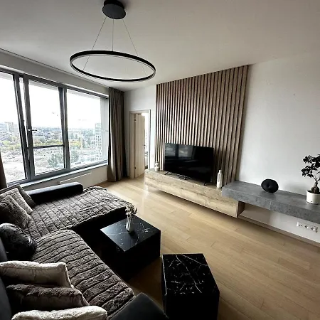 Stylish 17Th-Floor View Apt 布拉迪斯拉发
